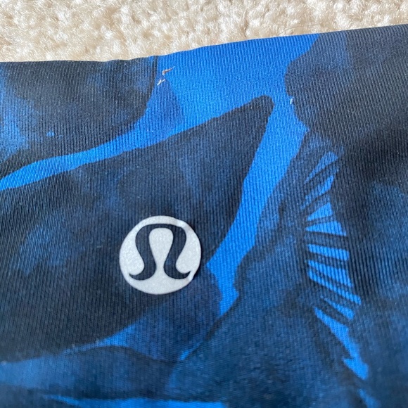 Wunder Under - blue and black floral - Picture 3 of 4